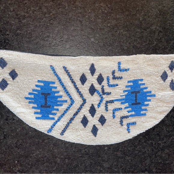 Beautiful beaded scarf necklace in the style of Migonne Gavigan! - Picture 2 of 2